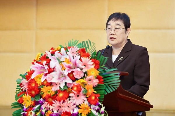 朱新华.jpg